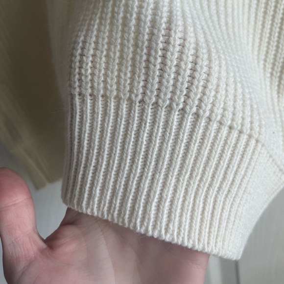 Knitted sweater vest - Picture 3 of 3